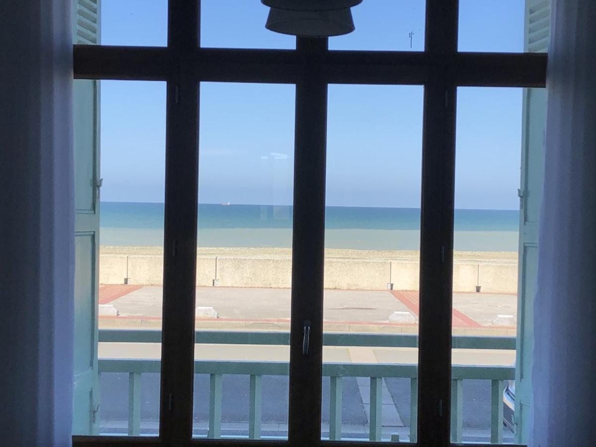 Villa Les Fleurs Appartement En Front De Mer مير-لي-بان المظهر الخارجي الصورة