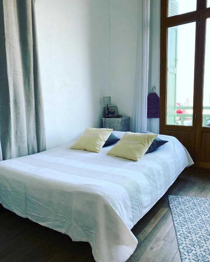 Villa Les Fleurs Appartement En Front De Mer مير-لي-بان المظهر الخارجي الصورة
